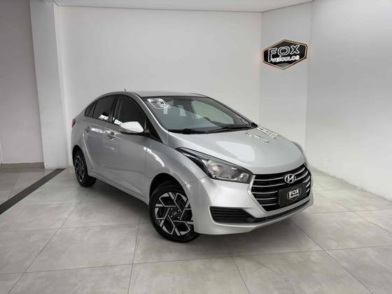 HYUNDAI HB20S 1.6 COMFORT PLUS 16V FLEX 4P AUTOMÁTICO
